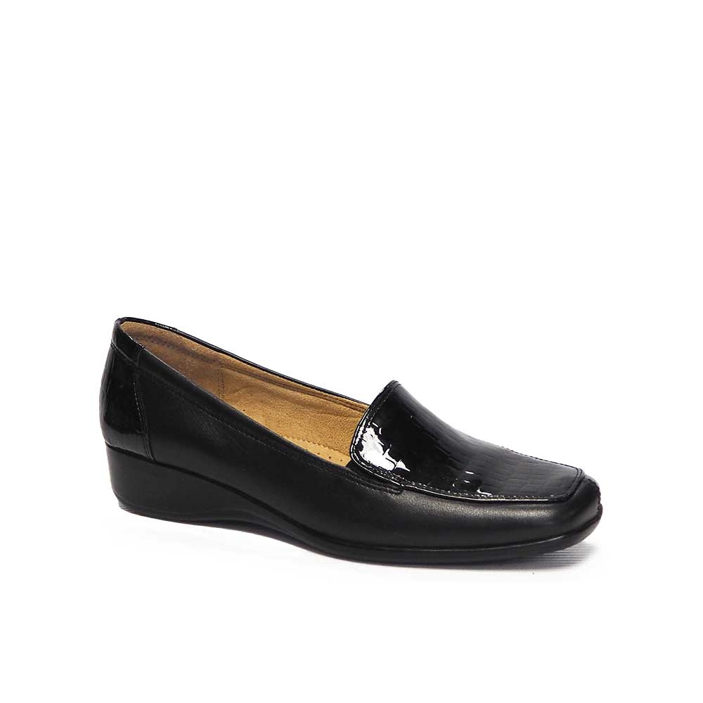 Hush Puppies Meadow Black/Black Patent Shoe | K’s Shoes